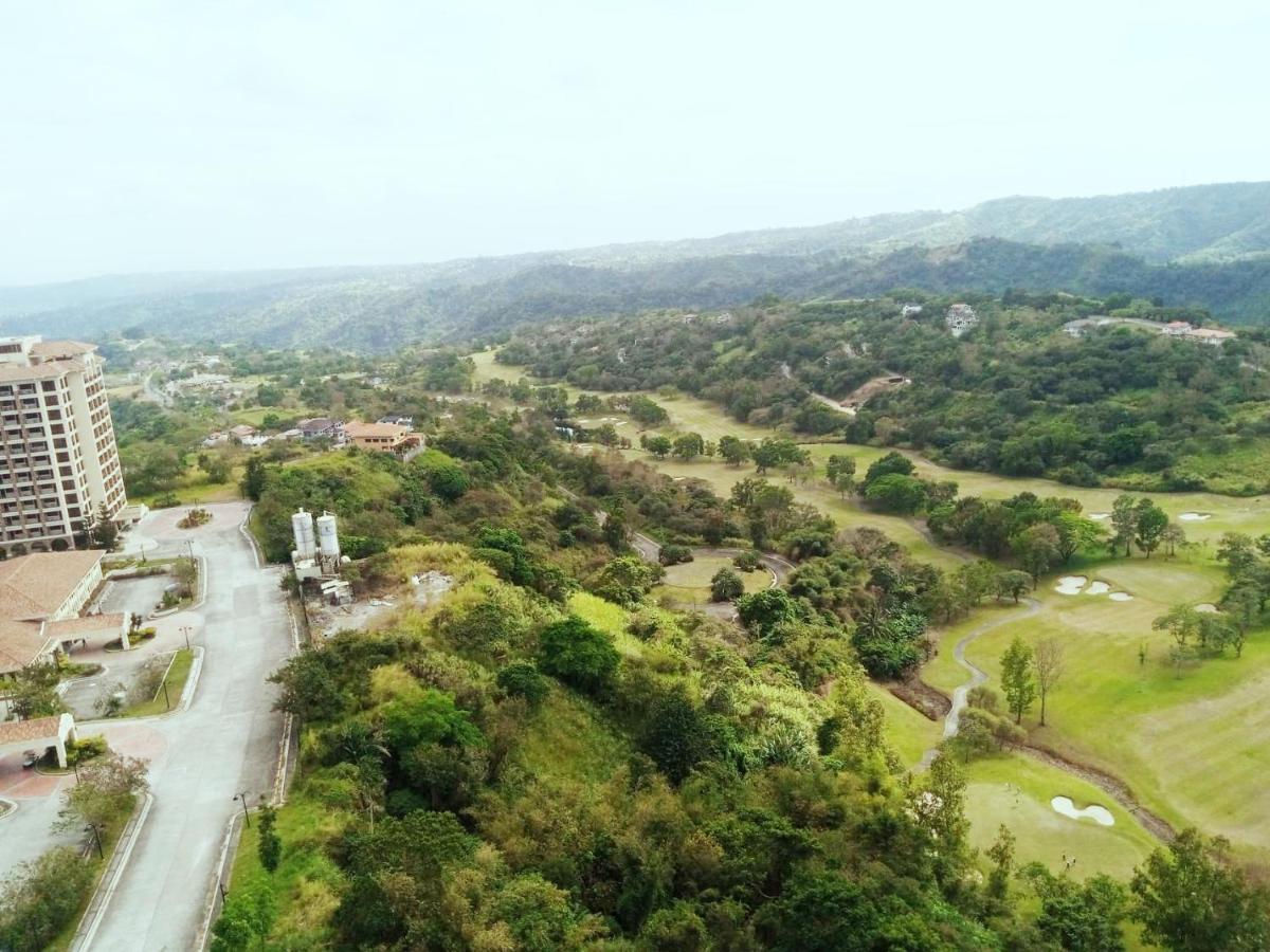 Splendido Tagagtay Taal Lake Staycation Free Parking Netflix No Free Pool 따가이따이 외부 사진